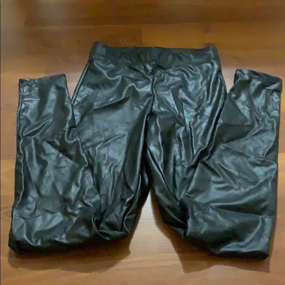 Top short  PU pants